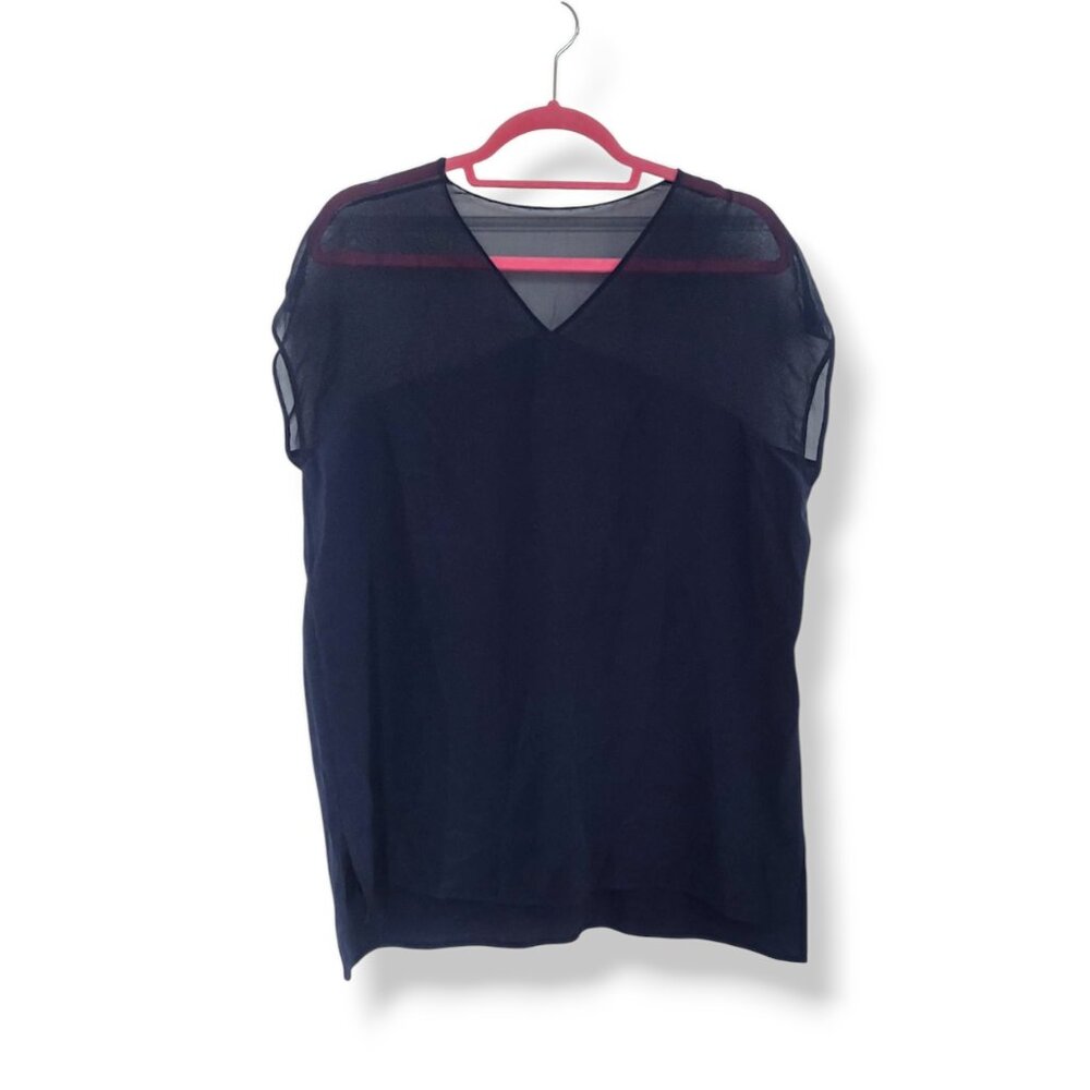 Vince 100% silk navy blue v neck sleeveless minimalist blouse women's M - Picture 5 of 6